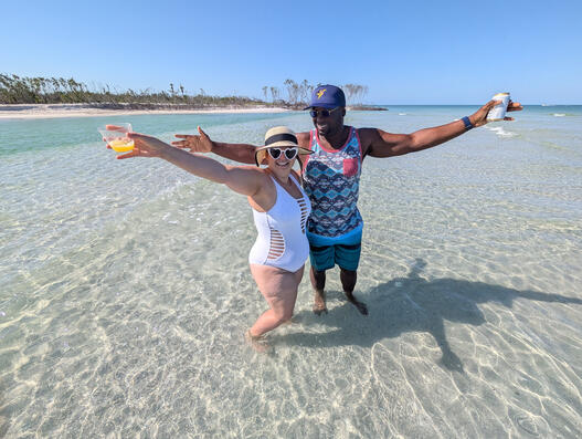 Engagements & Sunset Cruise with Friendly! Engagements & Sunset Cruise with Friendly!